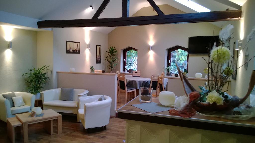 Landhotel Vierjahreszeiten Bad Königshofen im Grabfeld Extérieur photo