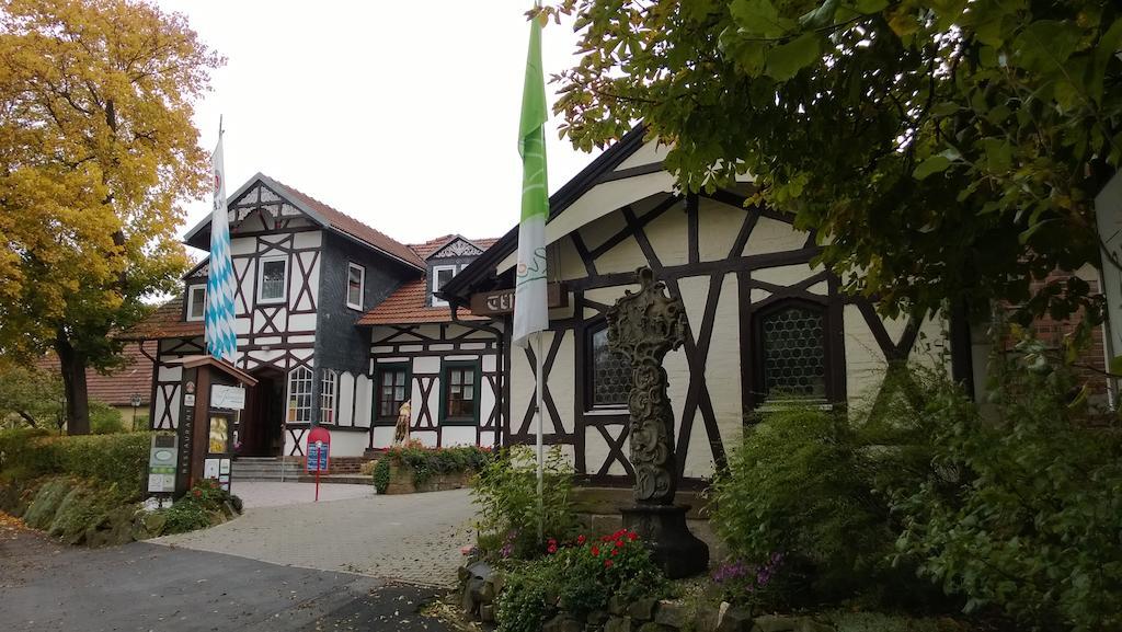 Landhotel Vierjahreszeiten Bad Königshofen im Grabfeld Extérieur photo
